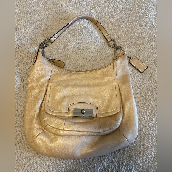 Coach Handbags - COACH Kristin Hobo Handbag 12x10” in Champagne Pink